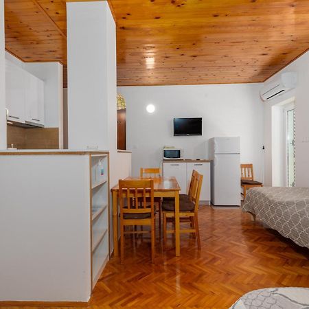 Apartments And Rooms Spiro Mimice Ngoại thất bức ảnh