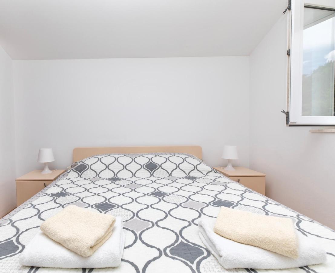 Apartments And Rooms Spiro Mimice Ngoại thất bức ảnh